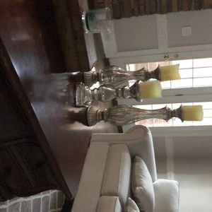 Meet your Posher, Holley